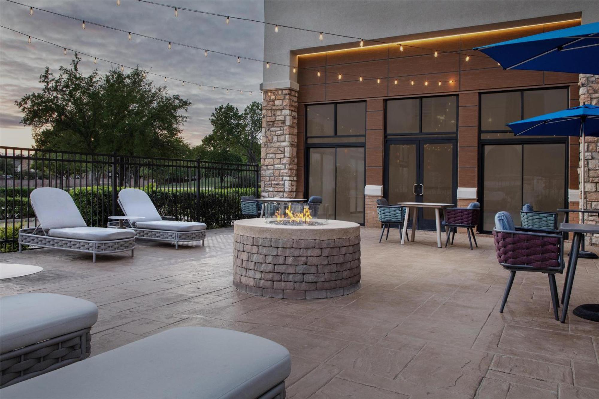 Hampton Inn & Suites Dallas-Dfw Airport Hurst Exterior foto